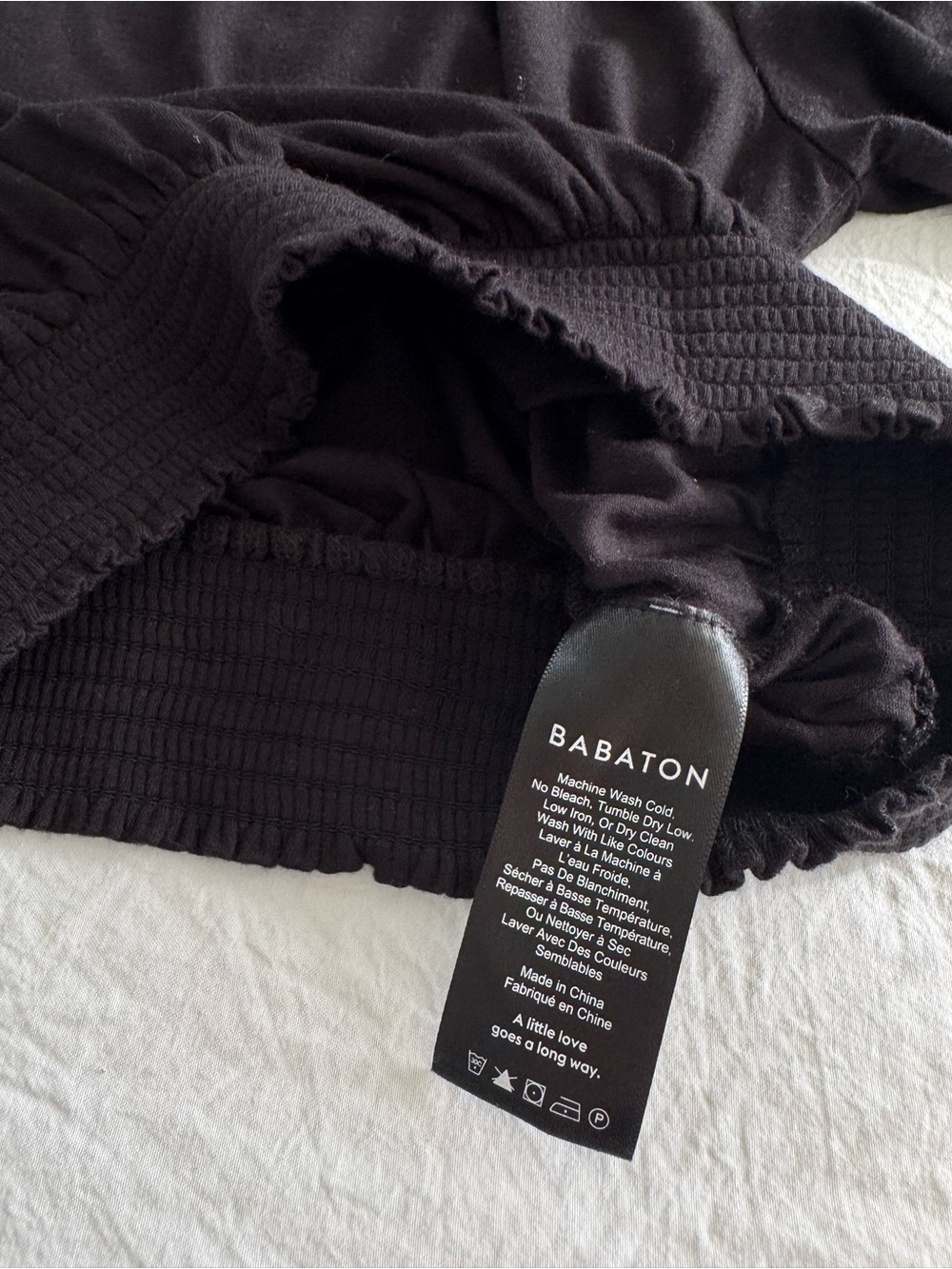 Aritzia Babaton Cropped Smocked Hem Crewneck Top - Black - Picture 7 of 9